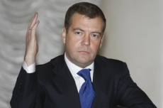 Медведев хочет запретить в России третий срок президентства