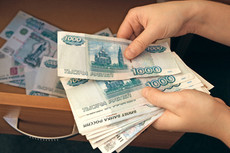 Пострадавшие при пожаре в поселке Песочное получат по 100 тысяч рублей из резервного фонда Правительства области